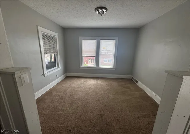 Listing Photo 5 - Condo for sale in building located at 3207 W 121st St, Cleveland, OH 44111
