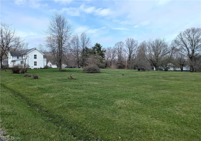 Photo 4 of Single family home for sale at 6359 Sittig Ave, Hubbard, OH 44425 | MLS# 5198380 | Listing updated on 2026-09-24