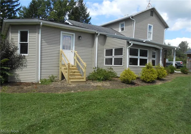Photo 2 of Sale Pending at 15593 Franchester Rd, Burbank, OH 44214 | MLS# 5197148 | Listing updated on 2026-10-05
