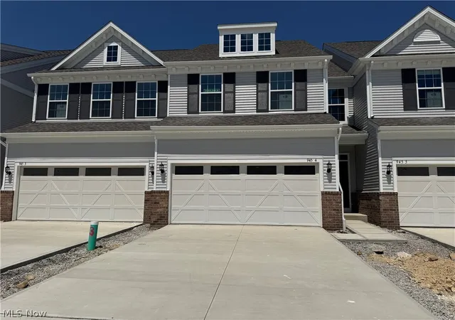Photo 1 of Sale Pending at 945 4 Memory Ln, Aurora, OH 44202 | MLS# 5199634 | Listing updated on 2026-09-30