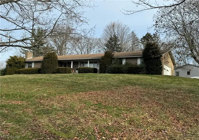 Photo 2 of Sale Pending at 10875 Dolphin St Sw, Beach City, OH 44608 | MLS# 5200283 | Listing updated on 2026-09-03