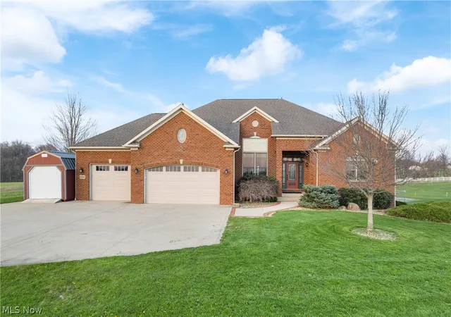 Photo 2 of Single family home for sale at 10366 Immel St Ne, Canton, OH 44721 | MLS# 5200619 | Listing updated on 2026-09-11
