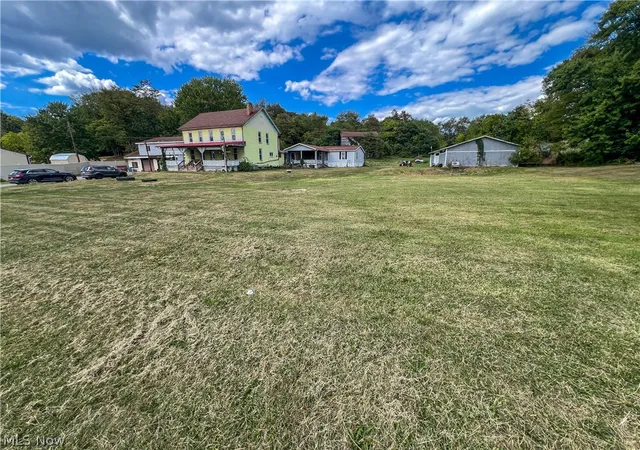 Photo 3 of Single family home for sale at 14614 E Liverpool Rd, East Liverpool, OH 43920 | MLS# 5201425 | Listing updated on 2026-09-04