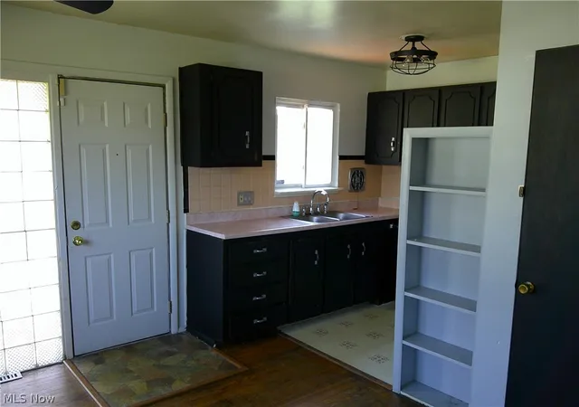 Photo 3 of Sale Pending at 1168 Jeanie J Ave, Akron, OH 44310 | MLS# 5204884 | Listing updated on 2026-09-11