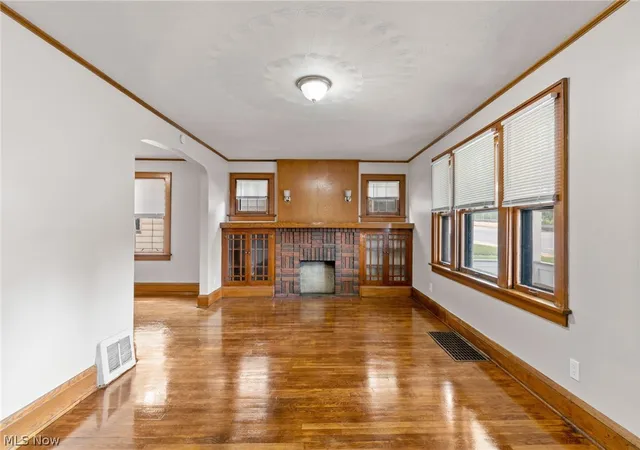 Photo 2 of Single family home for sale at 626 E Wilbeth Rd, Akron, OH 44306 | MLS# 5205155 | Listing updated on 2026-09-09