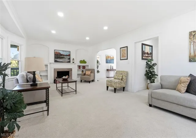 Photo 4 of Single family home for sale at 2009 Marlindale Rd, Cleveland Heights, OH 44118 | MLS# 5202073 | Listing updated on 2026-09-08