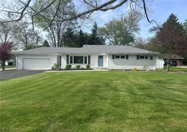Single family home for sale at 8815 King Graves Rd NE, Warren, OH 44484 | MLS# 5205441 | Listing updated on 2026-09-28
