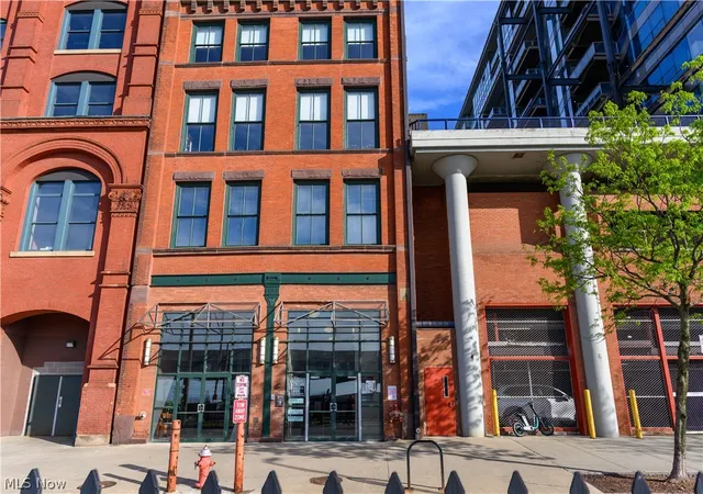 Condo for sale at 635 W Lakeside Ave #406, Cleveland, OH 44113 | MLS# 5207976