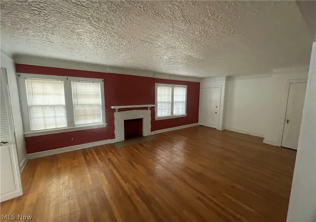 Photo 2 of Sale Pending at 18323 Newell Rd, Beachwood, OH 44122 | MLS# 5207718 | Listing updated on 2026-09-09