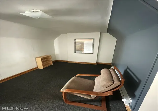 Listing Photo 2 - Condo for sale in building located at 18323 Newell Rd, Beachwood, OH 44122