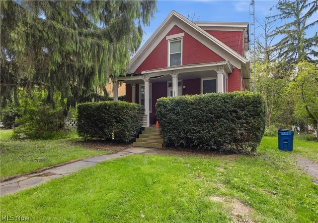 Photo 1 of Sale Pending at 1561 E State St, Salem, OH 44460 | MLS# 5208685 | Listing updated on 2026-09-10