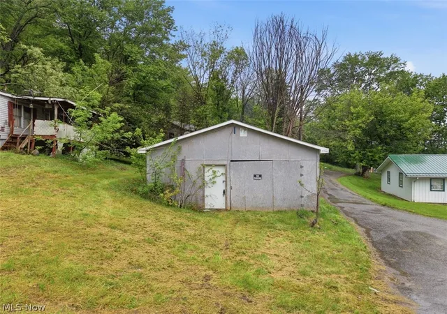 Photo 3 of Single family home for sale at 46149 Walnut St, Rogers, OH 44455 | MLS# 5208964 | Listing updated on 2026-09-08