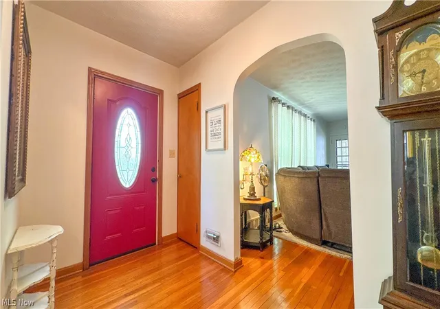 Photo 3 of Single family home for sale at 1250 Newark Rd, Zanesville, OH 43701 | MLS# 5209635 | Listing updated on 2026-09-09