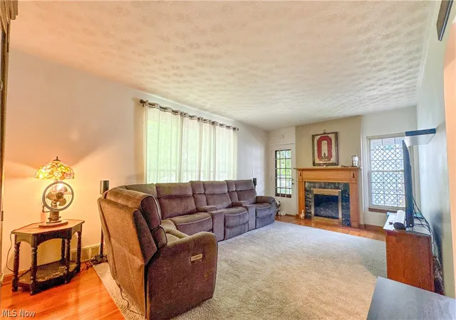 Photo 3 of Single family home for sale at 1250 Newark Rd, Zanesville, OH 43701 | MLS# 5209635 | Listing updated on 2026-09-09