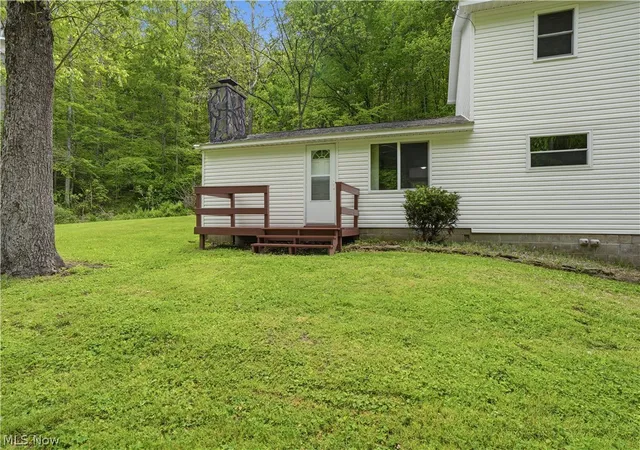 Photo 2 of Single family home for sale at 1047 Drift Frk Rd, Elizabeth, WV 26143 | MLS# 5208515 | Listing updated on 2026-09-04