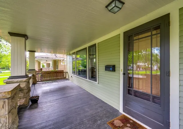 Photo 3 of Single family home for sale at 3255 Hyde Park Ave, Cleveland, OH 44118 | MLS# 5209028 | Listing updated on 2026-09-08