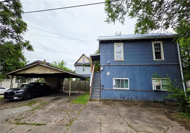 Photo 2 of Multi family home for sale at 1905 Covert St, Parkersburg, WV 26101 | MLS# 5210053 | Listing updated on 2026-09-12