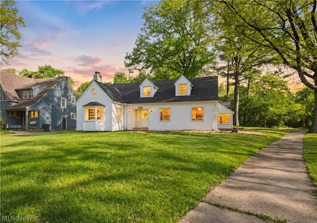 Photo 1 of Single family home for sale at 104 Brainard Dr, Youngstown, OH 44512 | MLS# 5210657 | Listing updated on 2026-09-13