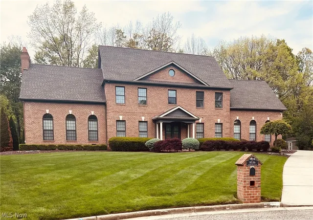 Photo 1 of Single family home for sale at 8536 Cherry Hl Pl, Youngstown, OH 44514 | MLS# 5209853 | Listing updated on 2026-09-19
