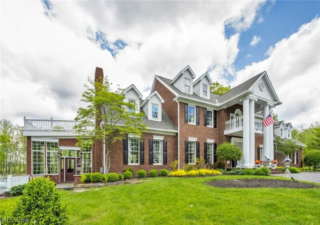 Photo 1 of Single family home for sale at 6900 Deerfield Ave Nw, Canal Fulton, OH 44614 | MLS# 5208935 | Listing updated on 2026-09-08