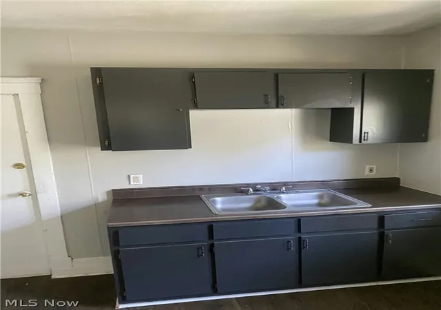 Photo 3 of Sale Pending at 677 E 92nd Street, Cleveland, OH 44108 | MLS# 5211936 | Listing updated on 2026-09-11