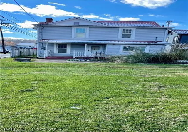 Photo 3 of Single family home for sale at 207 George St, Saint Marys, WV 26170 | MLS# 5212205 | Listing updated on 2026-09-02