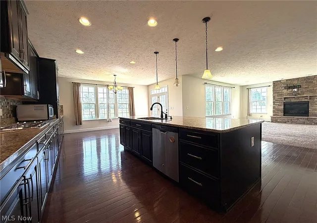 Photo 3 of Single family home for sale at 3111 Fairview Dr, Avon, OH 44011 | MLS# 5212356 | Listing updated on 2026-10-06