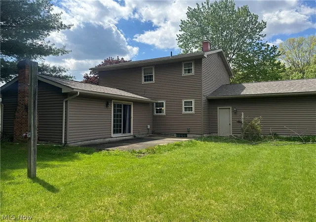 Photo 16 of Single family home for sale at 742 Sabrina Dr, Youngstown, OH 44512 | MLS# 5211861 | Listing updated on 2026-09-03