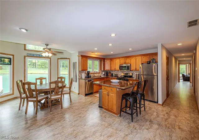 Photo 3 of Single family home for sale at 9541 N Bedford Rd, Macedonia, OH 44056 | MLS# 5212257 | Listing updated on 2026-09-09