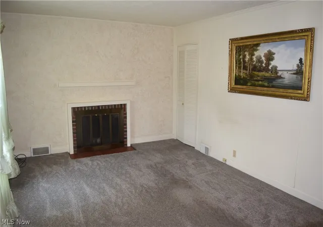 Photo 4 of House for sale at 132 N Sugar St, Saint Clairsville, OH 43950 | MLS# 5212559 | Listing updated on 2026-09-25