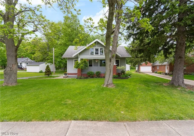 Photo 1 of Single family home for sale at 25001 Chardon Rd, Cleveland, OH 44143 | MLS# 5212812 | Listing updated on 2026-09-08