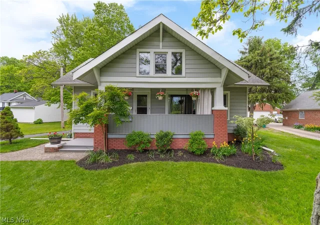 Photo 2 of Single family home for sale at 25001 Chardon Rd, Cleveland, OH 44143 | MLS# 5212812 | Listing updated on 2026-09-08