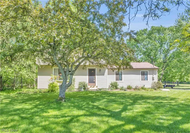 Photo 2 of Single family home for sale at 6635 Taylor Rd, Painesville, OH 44077 | MLS# 5211575 | Listing updated on 2026-10-01