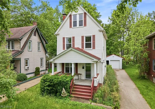 Photo 2 of Single family home for sale at 4144 Helena Ave, Youngstown, OH 44512 | MLS# 5213758 | Listing updated on 2026-09-09