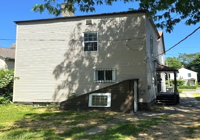 Photo 3 of Sale Pending at 2362 E 76th Street, Cleveland, OH 44104 | MLS# 5214109 | Listing updated on 2026-09-18
