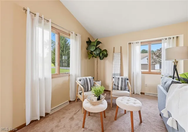 Listing Photo 5 - Condo for sale in building located at 2160 Whispering Mdws, Warren, OH 44483