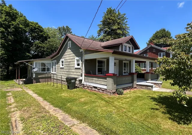 Photo 3 of Single family home for sale at 709 2nd Street, St Marys, WV 26170 | MLS# 5213877 | Listing updated on 2026-09-12
