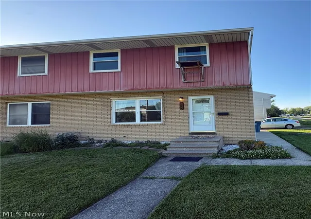 Photo 1 of Single family home for sale at 4700 Chelsea Dr, Lorain, OH 44055 | MLS# 5215382 | Listing updated on 2026-09-14