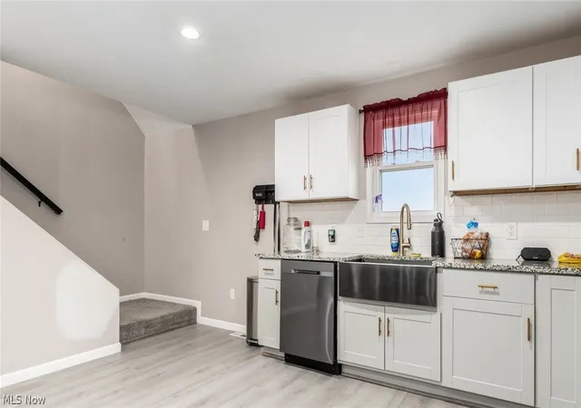 Photo 4 of Sale Pending at 1435 Luby Ln, Zanesville, OH 43701 | MLS# 5214860 | Listing updated on 2026-10-03