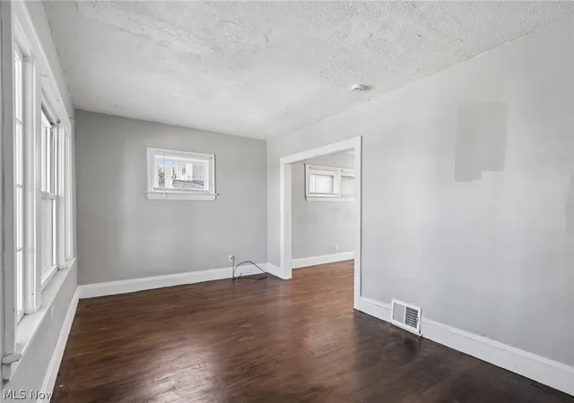 Photo 4 of Single family home for sale at 4707 Blythin Rd, Cleveland, OH 44125 | MLS# 5215995 | Listing updated on 2026-09-30