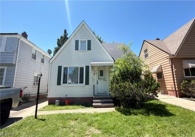 Photo 1 of Single family home for sale at 5596 South Blvd, Maple Heights, OH 44137 | MLS# 5216468 | Listing updated on 2026-09-04