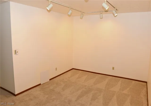 Photo 3 of Condo for sale at 4849 Grace Rd #121, North Olmsted, OH 44070 | MLS# 5216888 | Listing updated on 2026-09-09