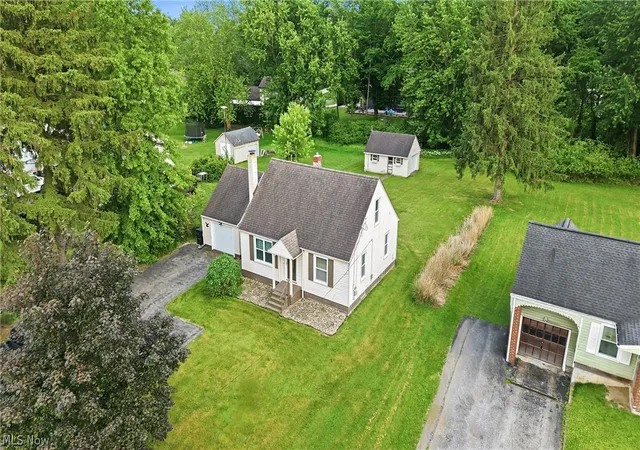 Photo 4 of Single family home for sale at 3671 Shields Rd, Canfield, OH 44406 | MLS# 5216409 | Listing updated on 2026-09-14