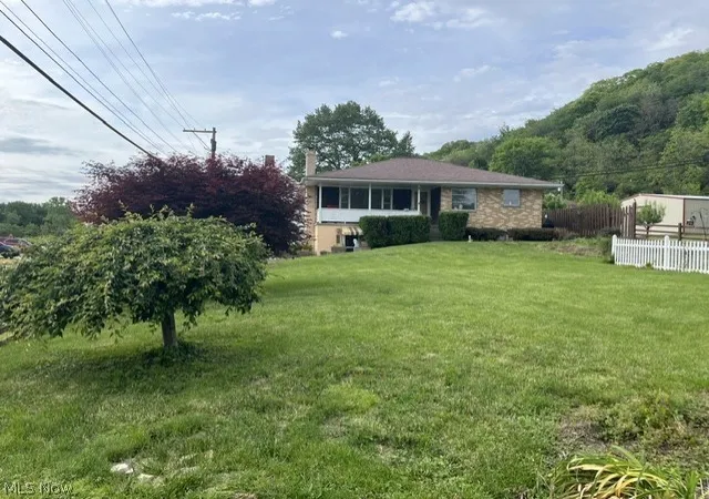 Photo 3 of Single family home for sale at 610 N Chester St, New Cumberland, WV 26047 | MLS# 5216784 | Listing updated on 2026-09-12