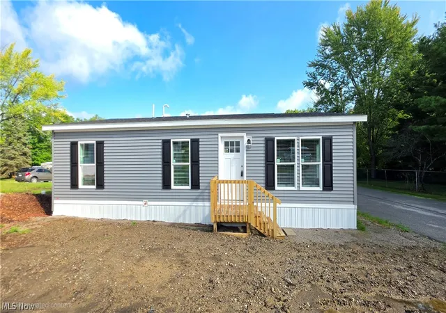Photo 4 of Single family home for sale at 8323 Eagle Rd #46, Willoughby, OH 44094 | MLS# 5217976 | Listing updated on 2026-09-09