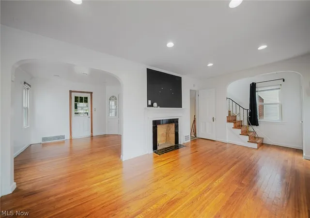 Photo 3 of Sale Pending at 18400 Maple Hts Blvd, Maple Heights, OH 44137 | MLS# 5217067 | Listing updated on 2026-09-10