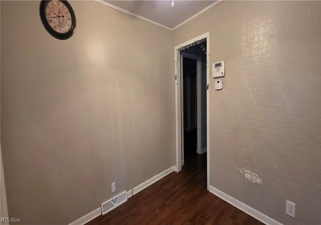 Photo 2 of Single family home for sale at 1406 North 6th St, Martins Ferry, OH 43935 | MLS# 5218208 | Listing updated on 2026-09-02