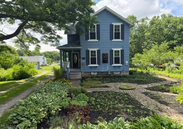 Photo 1 of Single family home for sale at 413 W Main St, South Amherst, OH 44001 | MLS# 5215662 | Listing updated on 2026-09-03