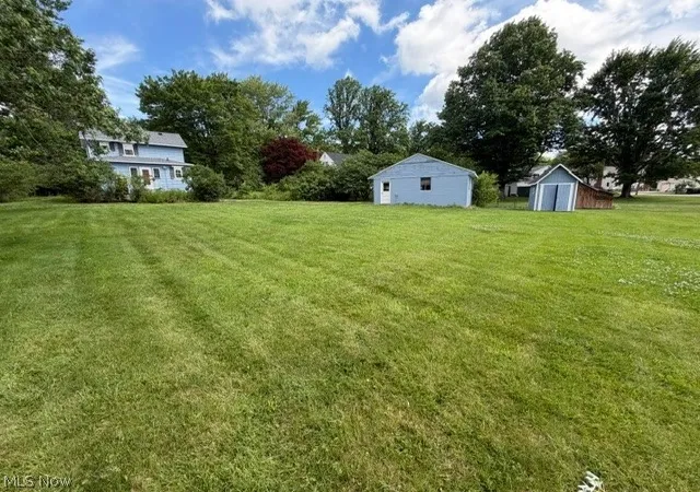 Photo 2 of Single family home for sale at 413 W Main St, South Amherst, OH 44001 | MLS# 5215662 | Listing updated on 2026-09-03