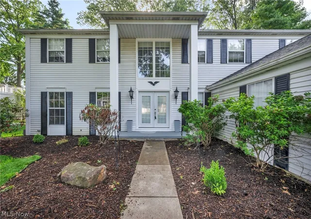 Photo 3 of Single family home for sale at 1785 Holdens Arbor Run, Westlake, OH 44145 | MLS# 5217518 | Listing updated on 2026-09-11